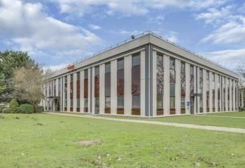 Bureaux et locaux d'activités à louer Villebon-sur-Yvette - Proximité A6, A10, N118