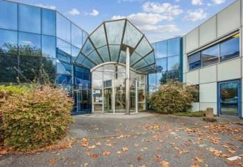 Vente bureaux climatisés Buc - Proche A86 et transports en commun