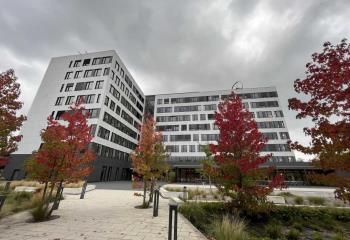 Bureaux à louer Montigny-le-Bretonneux - Proche gare SQY et autoroutes