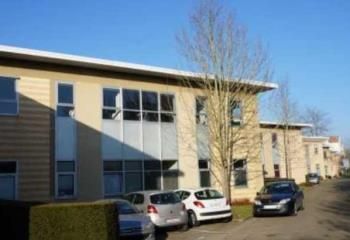 Location bureaux Voisins-le-Bretonneux - Proche autoroutes et transports