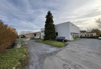 Bâtiment indépendant à vendre Montigny-le-Bretonneux - Proximité A12, N10, RER C