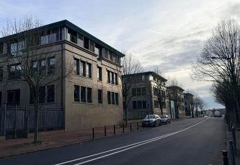 Location bureaux Antony - Proche RER B et Parc de Sceaux