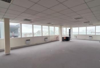 Bureaux à vendre Évry-Courcouronnes - Proximité RER, tram et bus