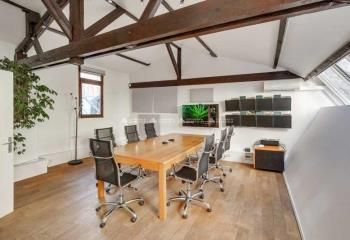Location bureaux atypiques Levallois-Perret - Proche métro Anatole France