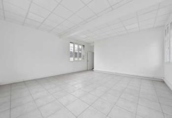 Location bureaux Saint-Denis - Proche métro Porte de Clignancourt