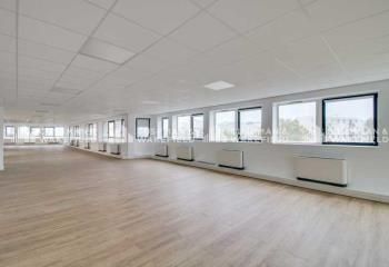 Location bureaux Issy-les-Moulineaux - Proche Métro, RER, Tram et Périphérique