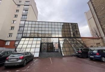 Location bureaux Courbevoie - Proche tramway, gare et bus