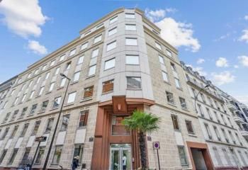 Location bureaux Levallois-Perret - Proche métro Louise Michel et Paris 17