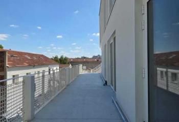 Location bureaux Cachan, au pied du RER B, vue sur l'Aqueduc