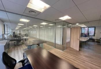 Location bureaux Levallois-Perret - Proche métro Pont de Levallois-Bécon et gare Clichy Levallois