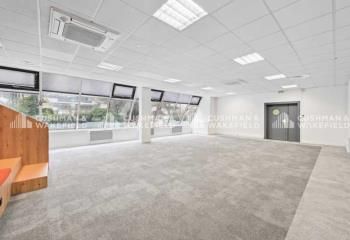 Bureaux à louer Issy-les-Moulineaux - Proche RER C et Tram T2