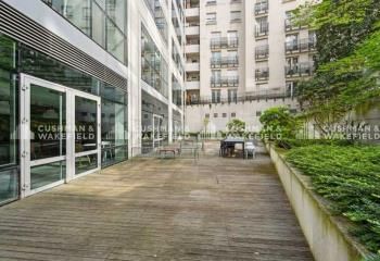 Location bureaux Montrouge - Proche Porte d'Orléans, métro, tram et périphérique