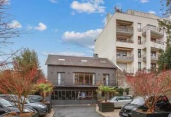 Vente bureaux Rueil-Malmaison - Proche bus et accès indépendant