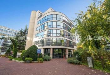Location bureaux Issy-les-Moulineaux - Proche RER C et Tram T2