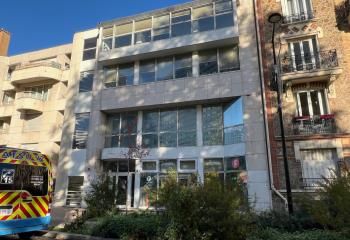 Location bureaux Courbevoie - Proche Défense et transports