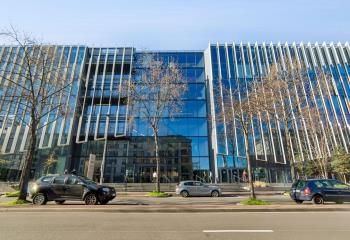 Location bureaux Issy-les-Moulineaux - Métro ligne 12, bus, tram