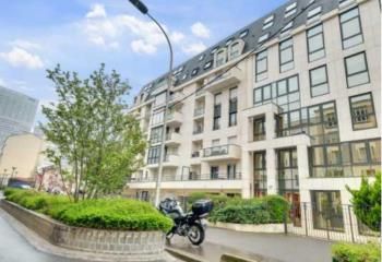 Location bureaux Courbevoie - Proche gare RER A et SNCF