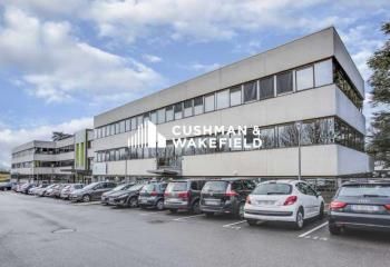 Location bureaux Limonest - Proche autoroute A6 et transports en commun