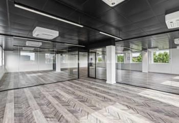 Location bureaux Villeurbanne - Face Parc de la Tête d'Or, proche métro Charpennes