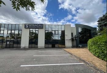 Local d'activité à louer Genas - Parc clos et sécurisé