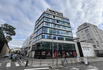 Location bureaux Lyon 7 - Proche métro, tram et gare Jean Macé