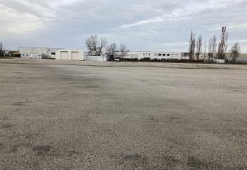 Terrain à louer Saint-Priest - accès A43 et Rocade Est