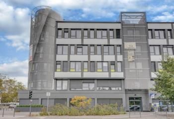 Location bureaux Vaulx-en-Velin - Proche tramway T3 et métro Bonnevay