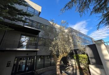 Location bureaux Caluire-et-Cuire - Proche métro Cuire et périphérique