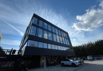 Location bureaux Limonest - Proche bus et autoroutes