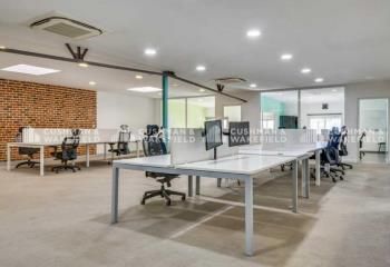 Location bureaux Venelles - Proche A51 et commodités