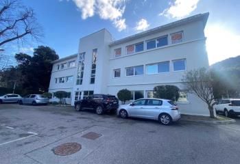 Location bureaux Gémenos - Proche bus, gare et autoroute