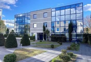 Location bureaux Aix-en-Provence - Proche autoroute A8, A51 et gare TGV