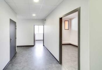 Location bureaux Marseille 14 - Proche autoroutes A7, A55 et futur métro Capitaine Gèze