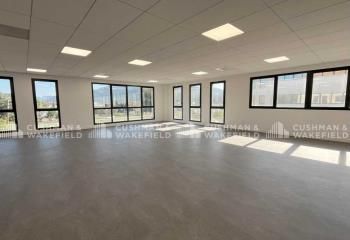 Location bureaux Aubagne - Proche A52 et bus