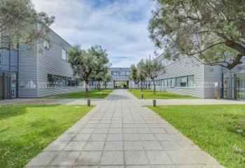 Location bureaux Marseille 16 - Proche centre commercial Grand Littoral et autoroutes A7 et A55
