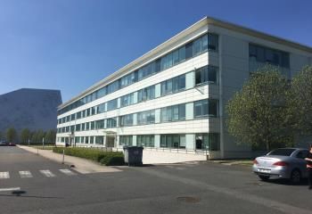 Location bureaux Lieusaint - Proche Centre Commercial Carré Sénart et RER D