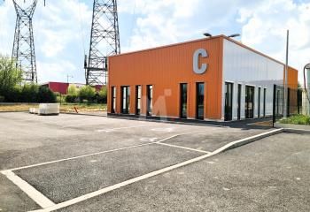 Location bureaux Le Coudray-Montceaux - Proche A6 et RER D
