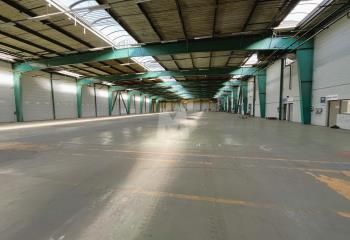 Location entrepôt Moissy-Cramayel - Proche RER D et autoroutes