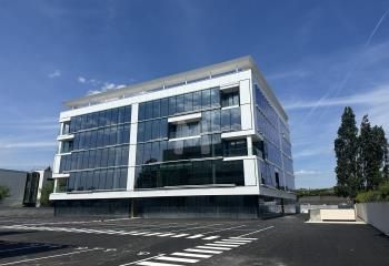 Location bureaux Courcouronnes - Parc Saint Guenault, proche A6 et RER D