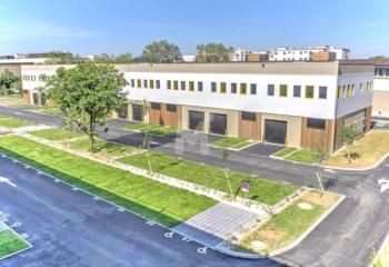 Local d'activité à louer Fresnes - Proximité A6, A86 et RER C