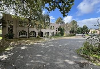 Location bureaux Orsay - Proche future station Grand Paris Express