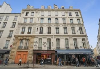Location bureaux Paris 2 - Proche transports en commun