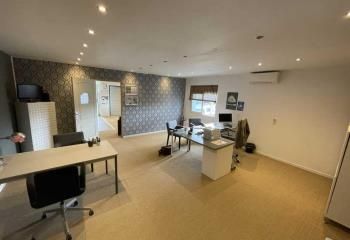 Location bureaux Névian - Proche Narbonne, Lézignan-Corbières, A9 et A61