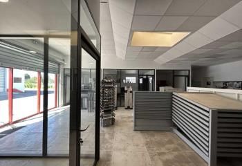Vente bureaux Pia - Proche A9, bus, gare et aéroport