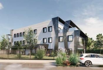 Vente bureaux Bessan, proche autoroutes A9 et A75, gare et aéroport