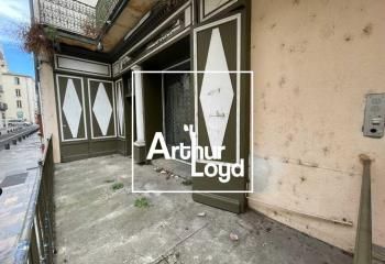 Local commercial à vendre Nîmes centre-ville - Place Esclafidou