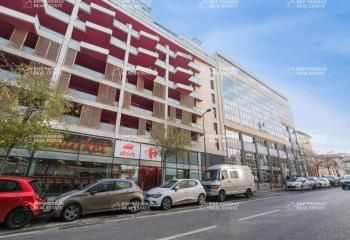 Location bureaux Marseille 2 - Proche transports en commun