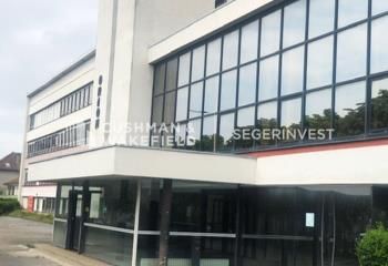 Bureaux à louer Besançon - Proche transports en commun