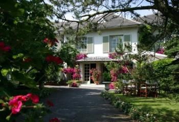 Ensemble immobilier tertiaire à vendre - Cambrai, proche centre-ville et hôpital