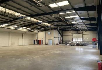 Local d'activité à louer Lieu-Saint-Amand - Proche A2